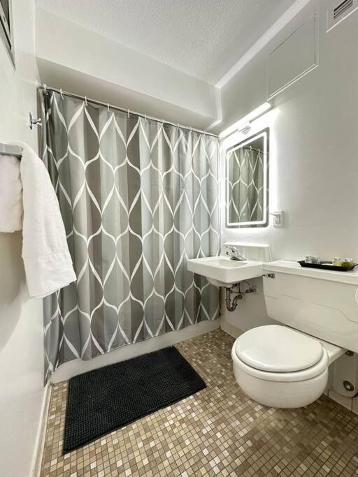 Cozy 1 Bedroom Apartment In Downtown Gadsden, Al Kültér fotó